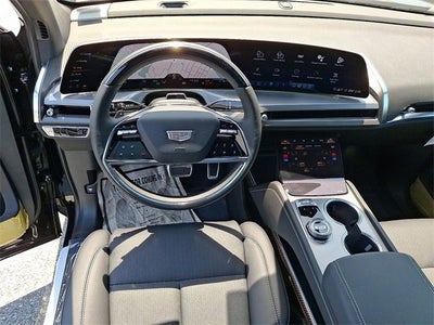 2026 Cadillac VISTIQ Luxury