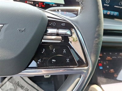 2026 Cadillac VISTIQ Luxury