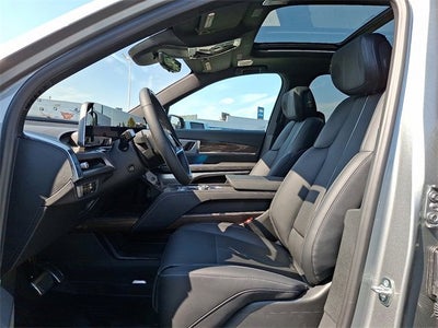 2026 Cadillac VISTIQ Sport