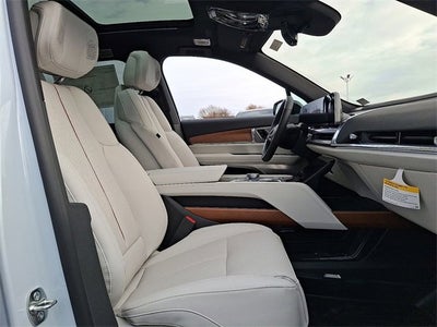 2026 Cadillac VISTIQ Sport