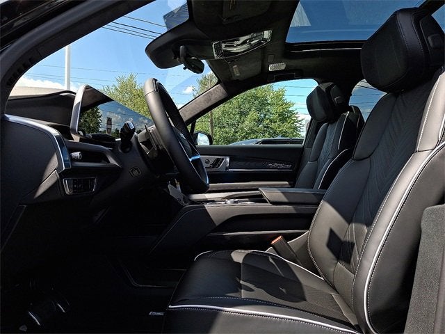 2026 Cadillac VISTIQ Platinum