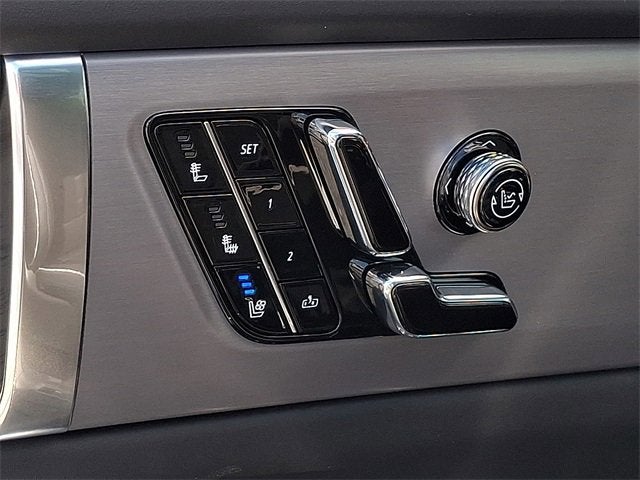 2026 Cadillac VISTIQ Platinum