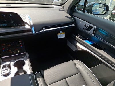 2026 Cadillac VISTIQ Platinum