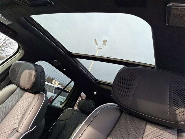 2026 Cadillac VISTIQ Platinum