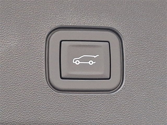 2026 Cadillac VISTIQ Platinum