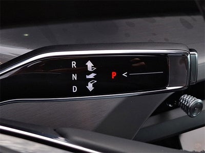 2026 Cadillac VISTIQ Platinum