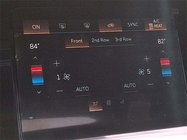 2026 Cadillac VISTIQ Platinum