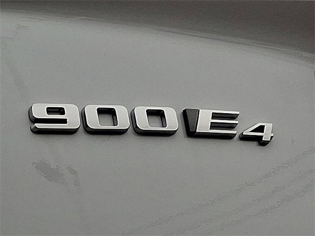 2026 Cadillac VISTIQ Platinum