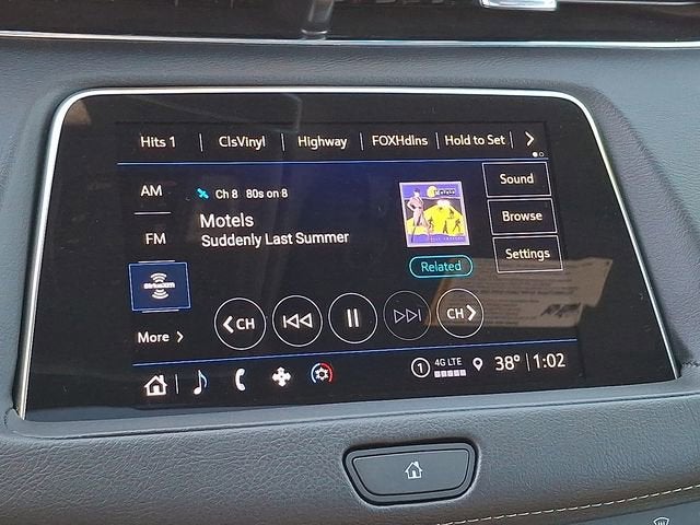 2023 Cadillac XT4 Premium Luxury