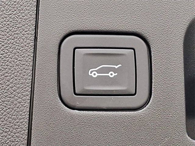 2025 Cadillac XT4 Sport