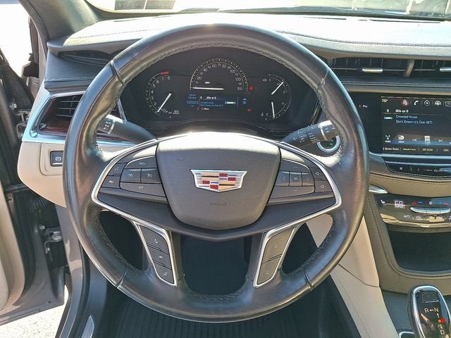 2018 Cadillac XT5 Luxury AWD