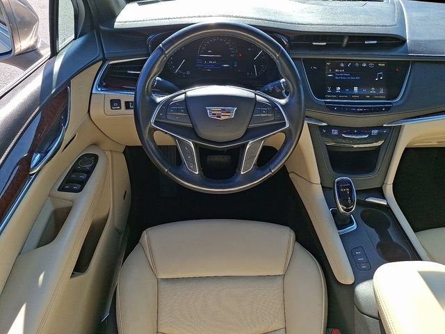2018 Cadillac XT5 Luxury AWD
