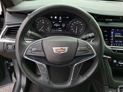 2022 Cadillac XT5 Premium Luxury