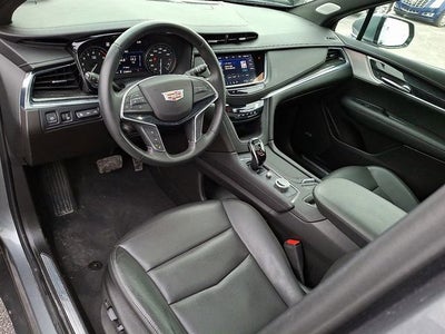 2022 Cadillac XT5 Premium Luxury