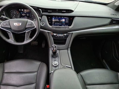 2022 Cadillac XT5 Premium Luxury
