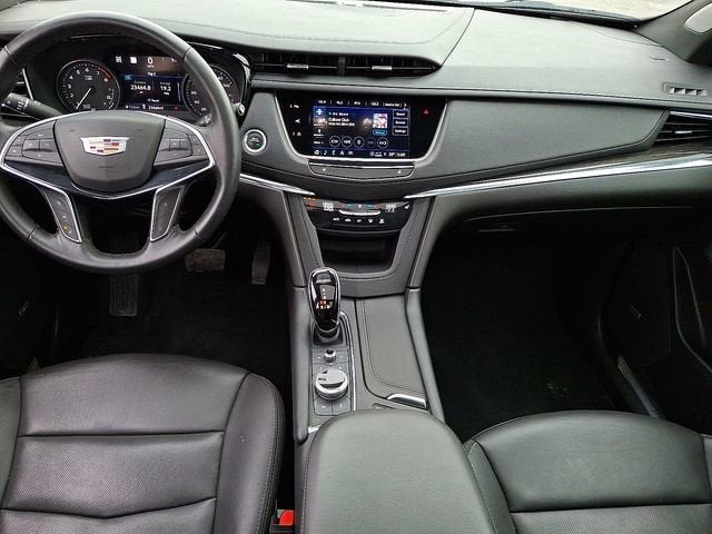 2022 Cadillac XT5 Premium Luxury