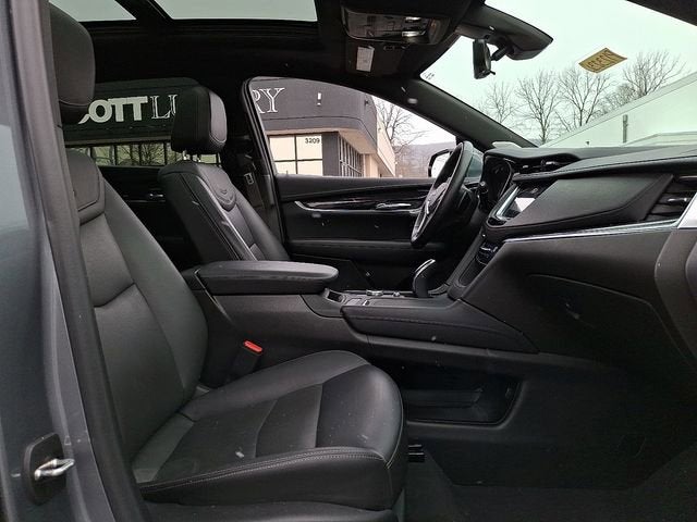 2022 Cadillac XT5 Premium Luxury