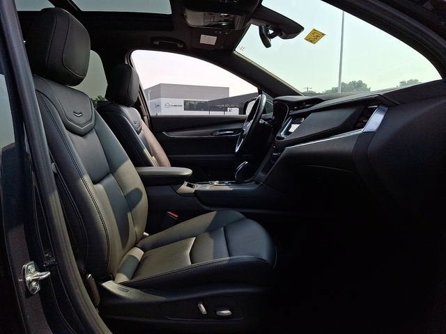 2023 Cadillac XT6 Luxury