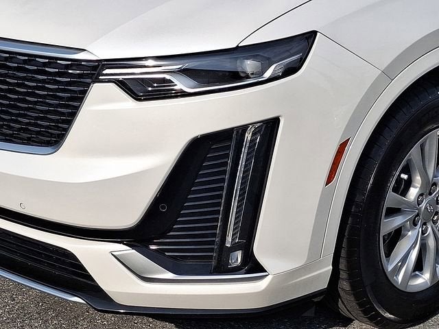 2025 Cadillac XT6 Luxury