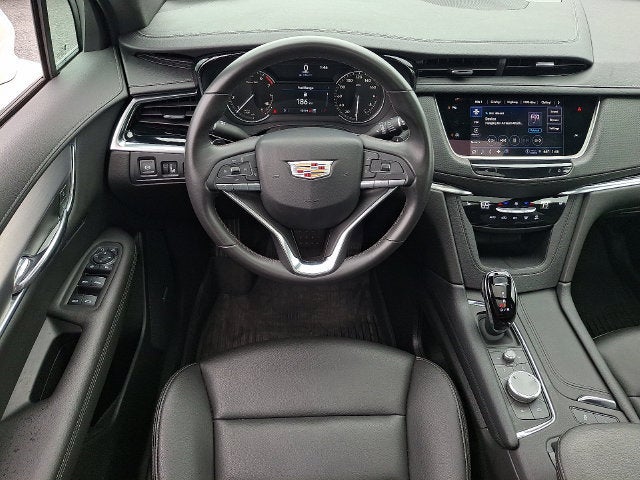 2024 Cadillac XT6 Luxury