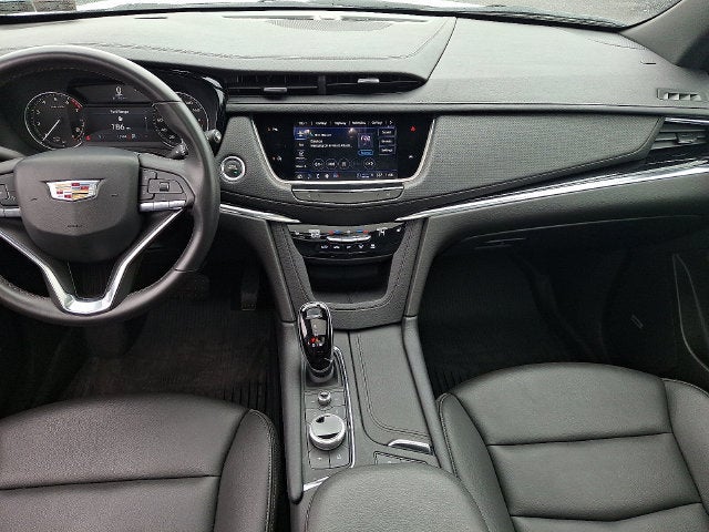2024 Cadillac XT6 Luxury