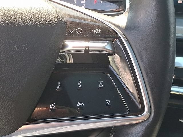 2024 Cadillac LYRIQ Sport 2