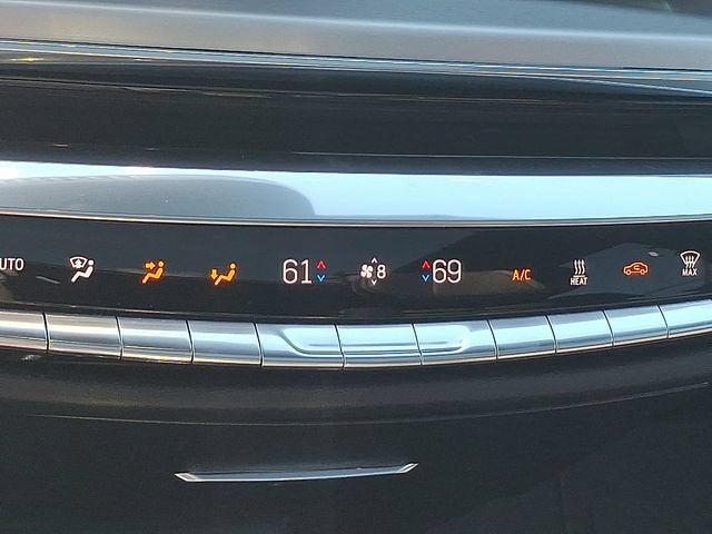 2024 Cadillac LYRIQ Sport 2