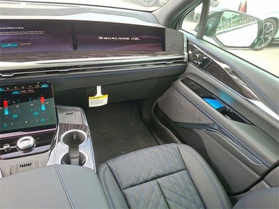 2026 Cadillac ESCALADE IQL Sport