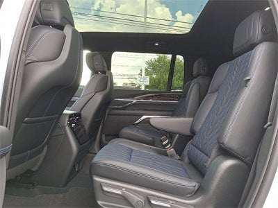 2026 Cadillac ESCALADE IQL Sport