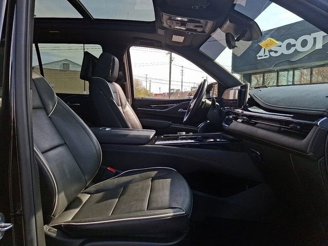 2023 Cadillac Escalade Sport