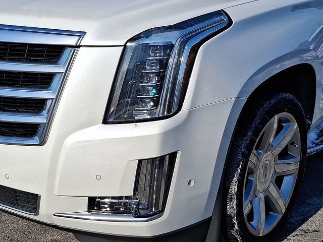 2020 Cadillac Escalade ESV Luxury