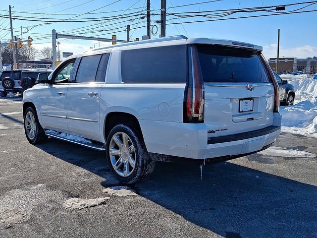 2020 Cadillac Escalade ESV Luxury