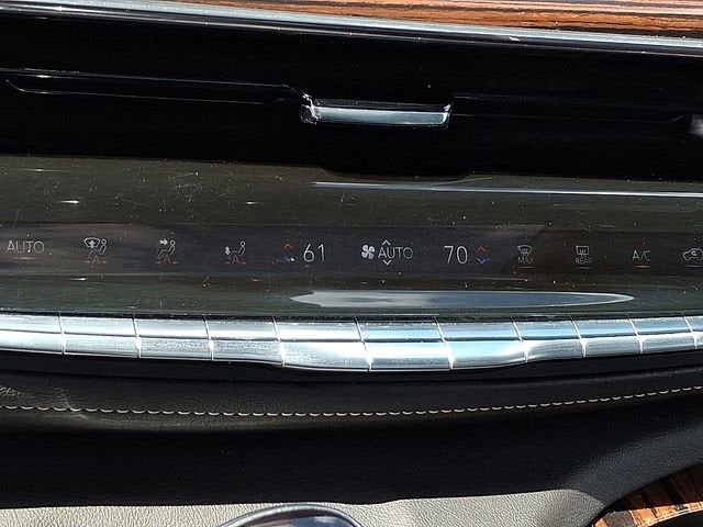 2024 Cadillac Escalade ESV Premium Luxury