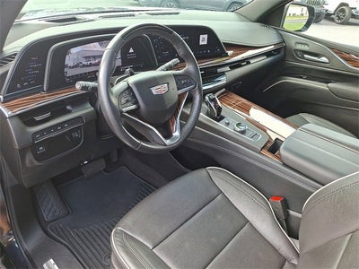 2024 Cadillac Escalade ESV Premium Luxury