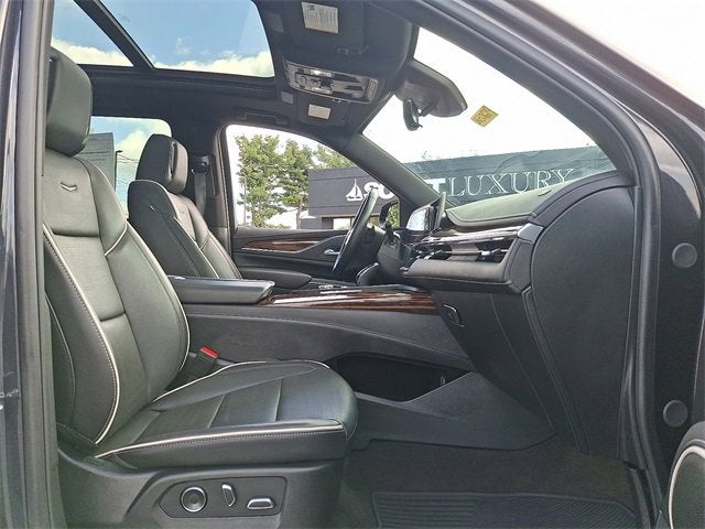 2024 Cadillac Escalade ESV Premium Luxury
