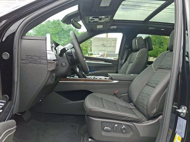 2026 Cadillac Escalade Platinum Luxury