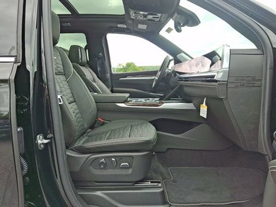 2026 Cadillac Escalade Platinum Luxury