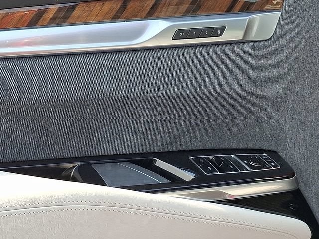 2026 Cadillac Escalade Platinum Luxury