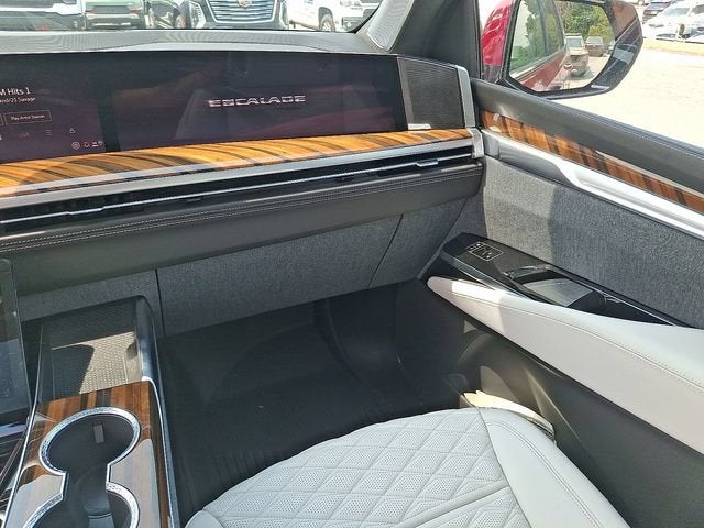 2026 Cadillac Escalade Platinum Luxury