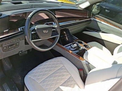 2025 Cadillac Escalade Sport Platinum