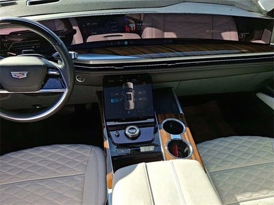 2025 Cadillac Escalade Sport Platinum