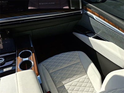 2025 Cadillac Escalade Sport Platinum