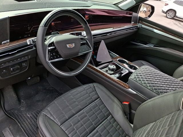 2025 Cadillac Escalade Sport Platinum